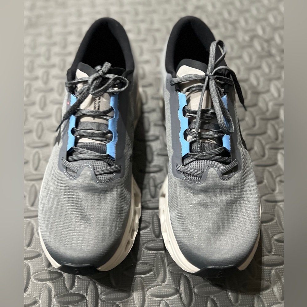 On Cloudmonster 3 (Men’s 12)
